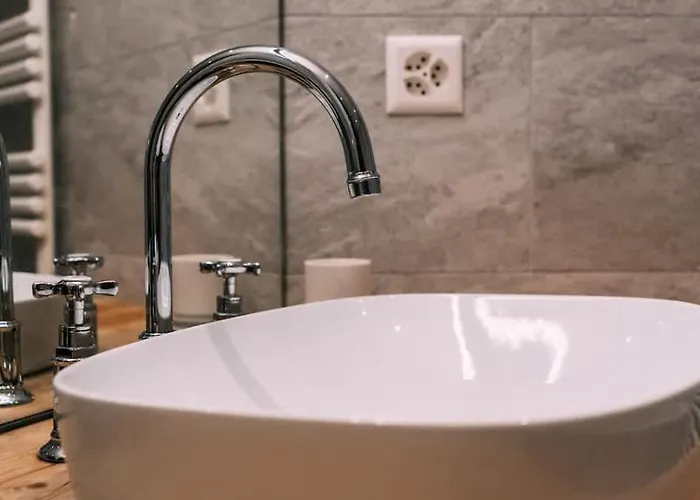 Panorama - Stunning View * 格林德瓦